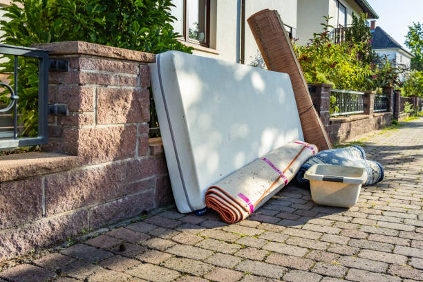 Professional Junk Removal in Maywood, CA