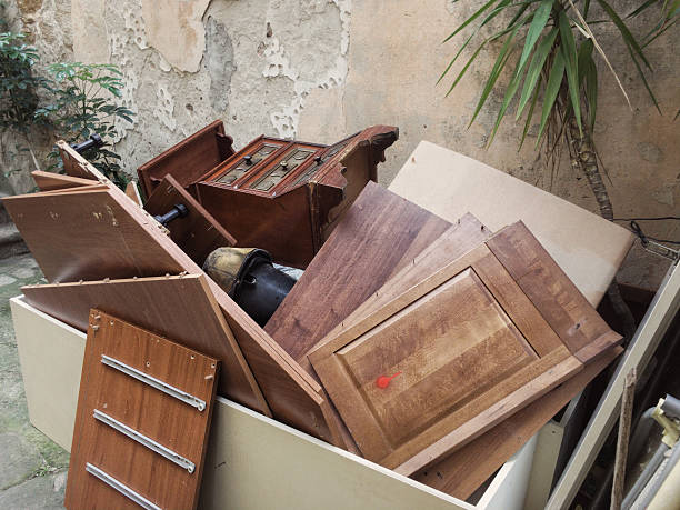 Best Yard Waste Removal  in Maywood, CA